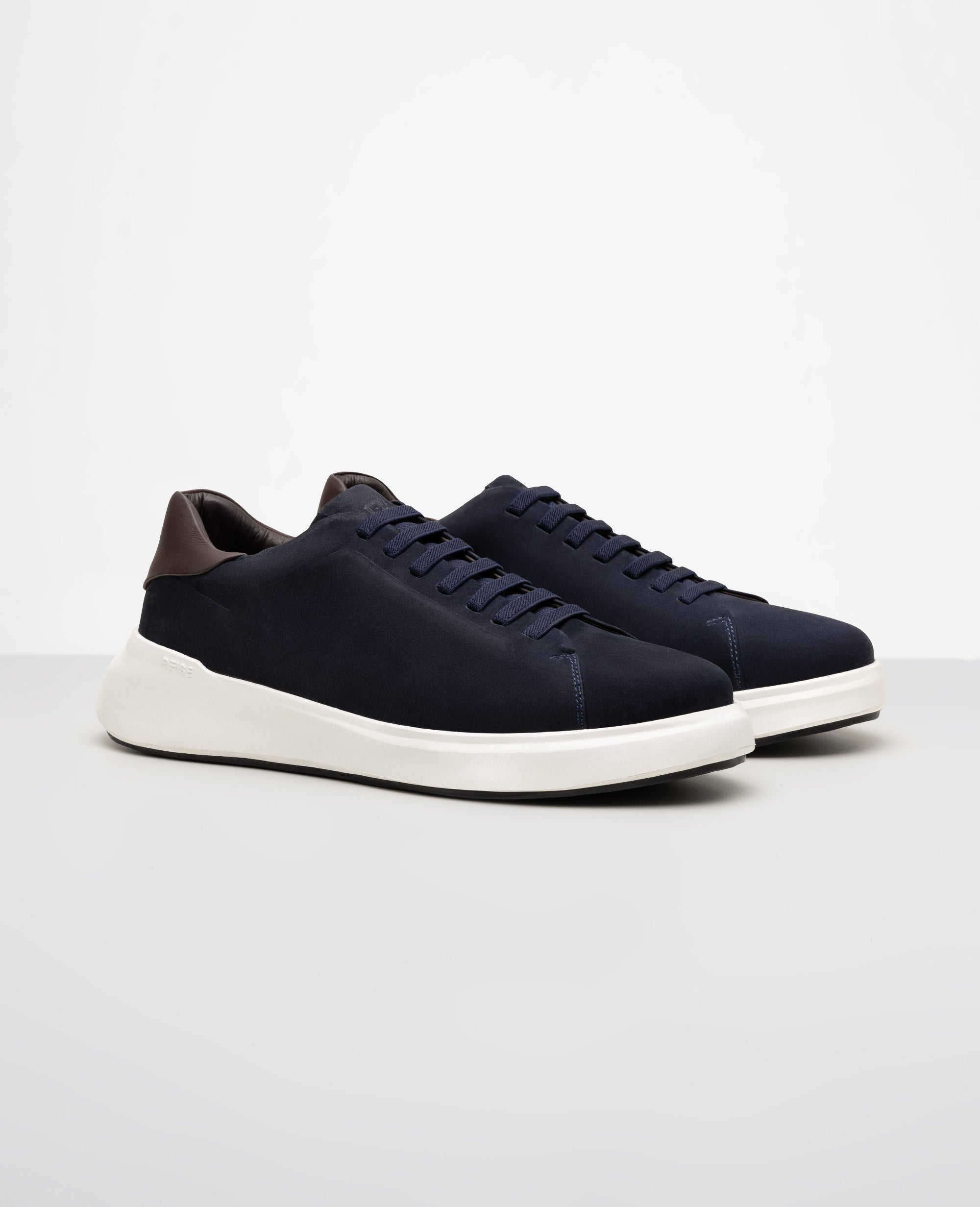 Tenis Casual Nobuck Marinho RS6 GT Lateral externa