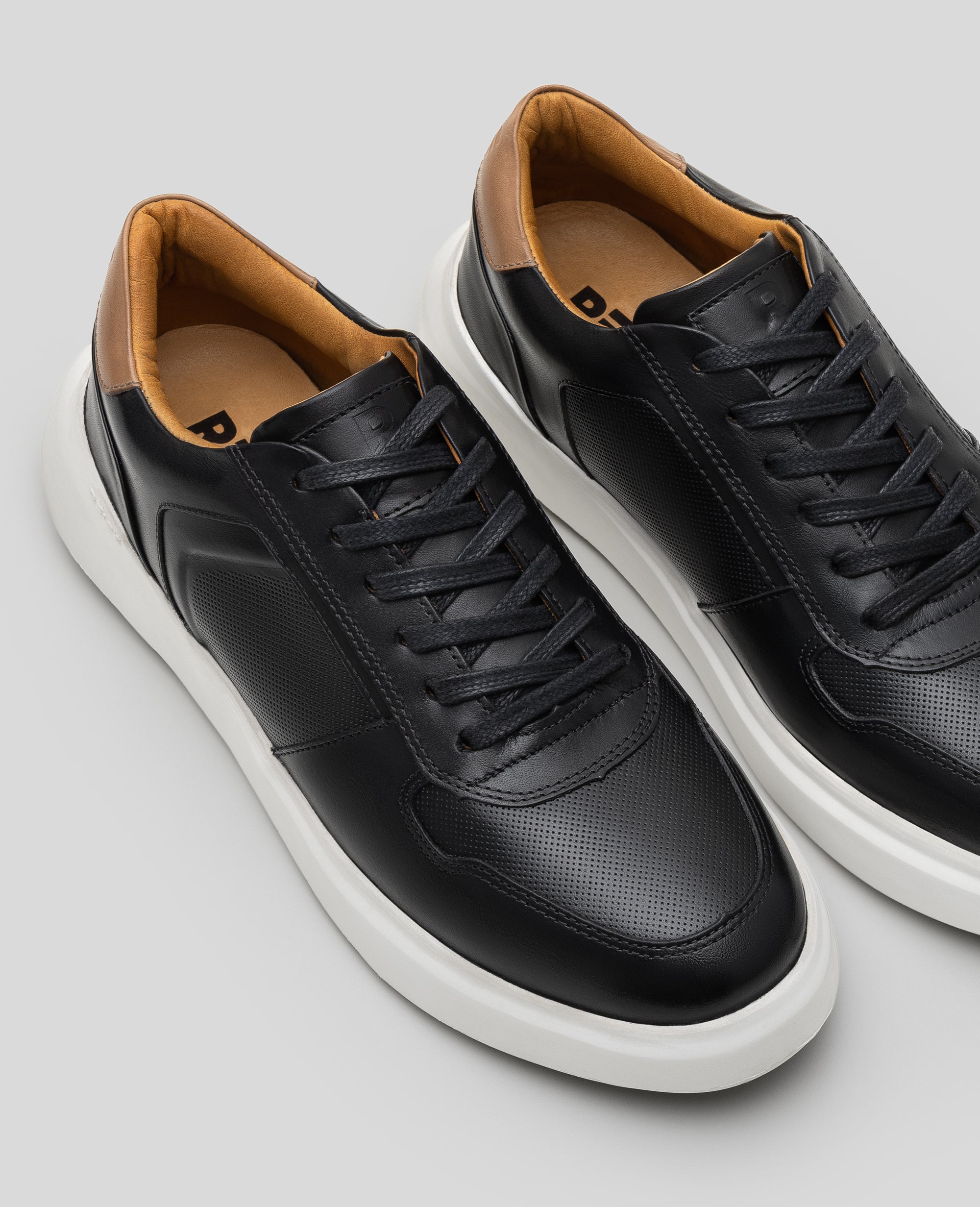 Tenis Casual Preto 911 GT Vista superior