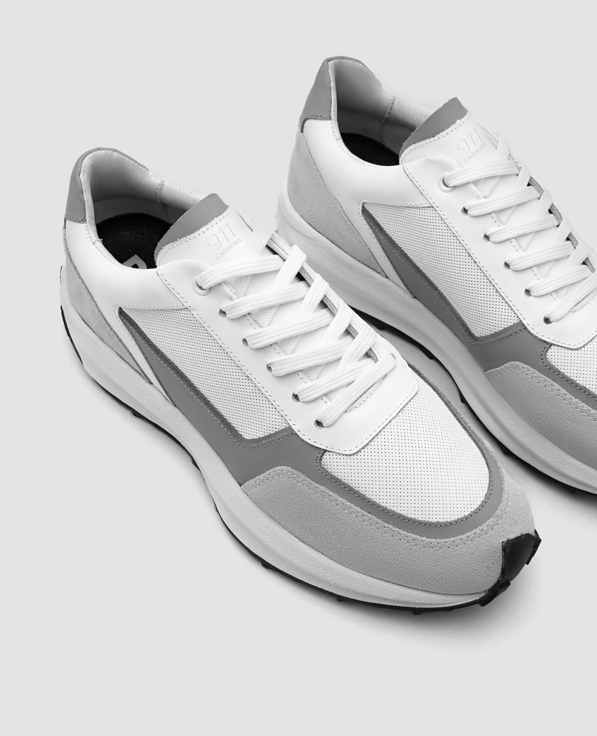 Tenis de Couro Branco 911 Carrera Vista superior