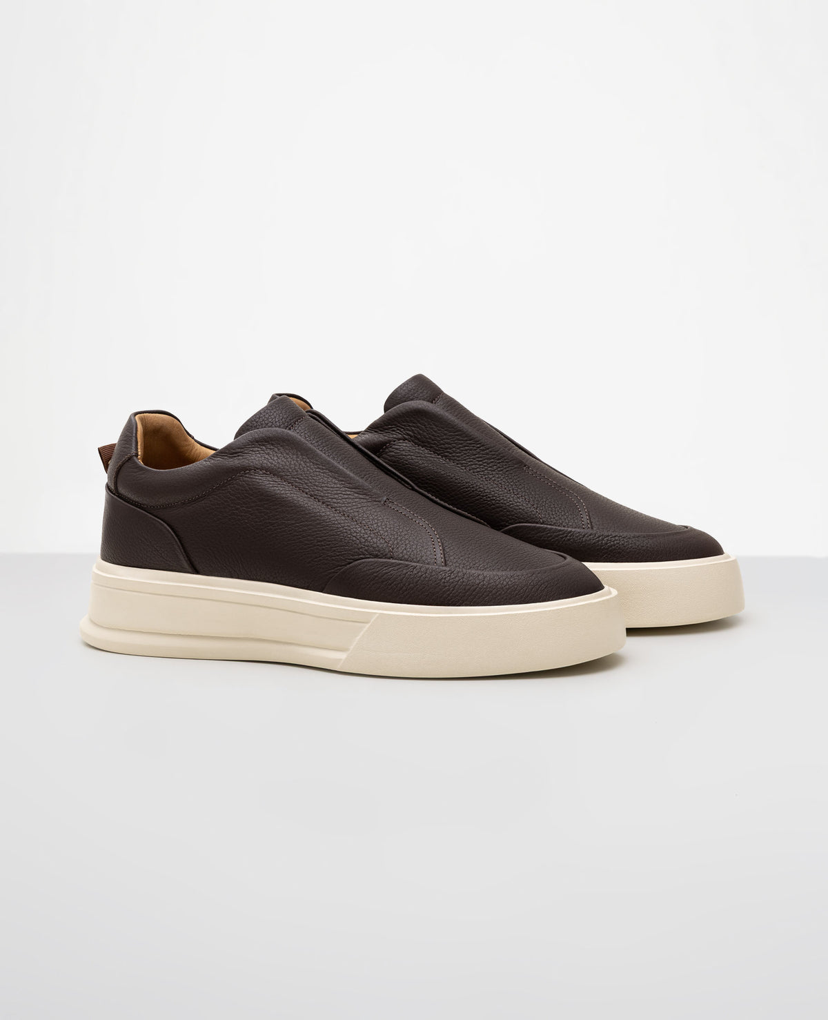 Tênis Casual Phantom Slip-On Marrom