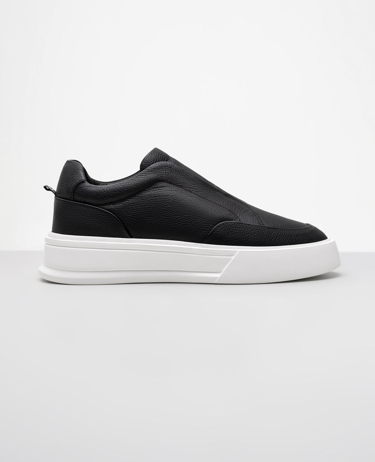 Tênis Casual Phantom Slip-On Preto