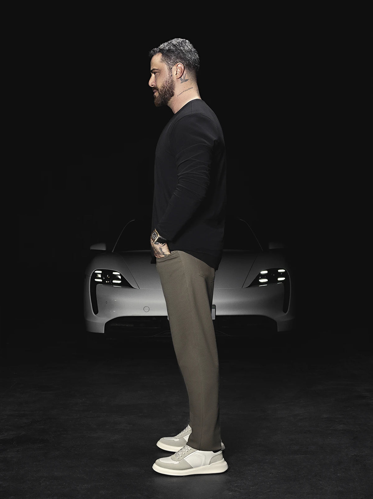 Tênis de Camurça Off White 911 GT