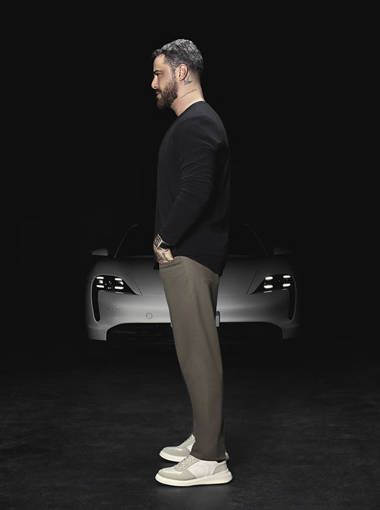 Tênis de Camurça Off White 911 GT