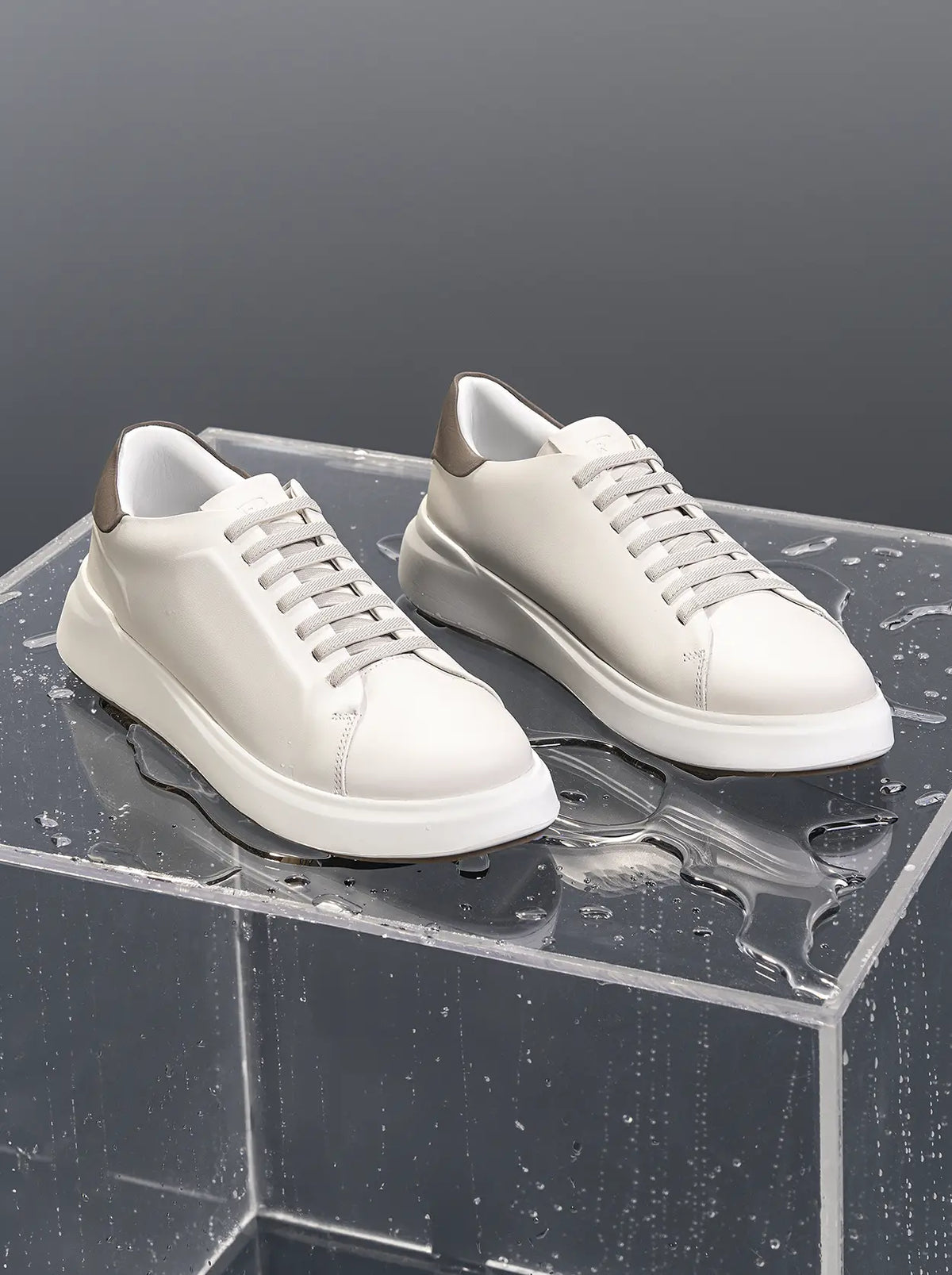 Tênis Casual Off White RS6 GT