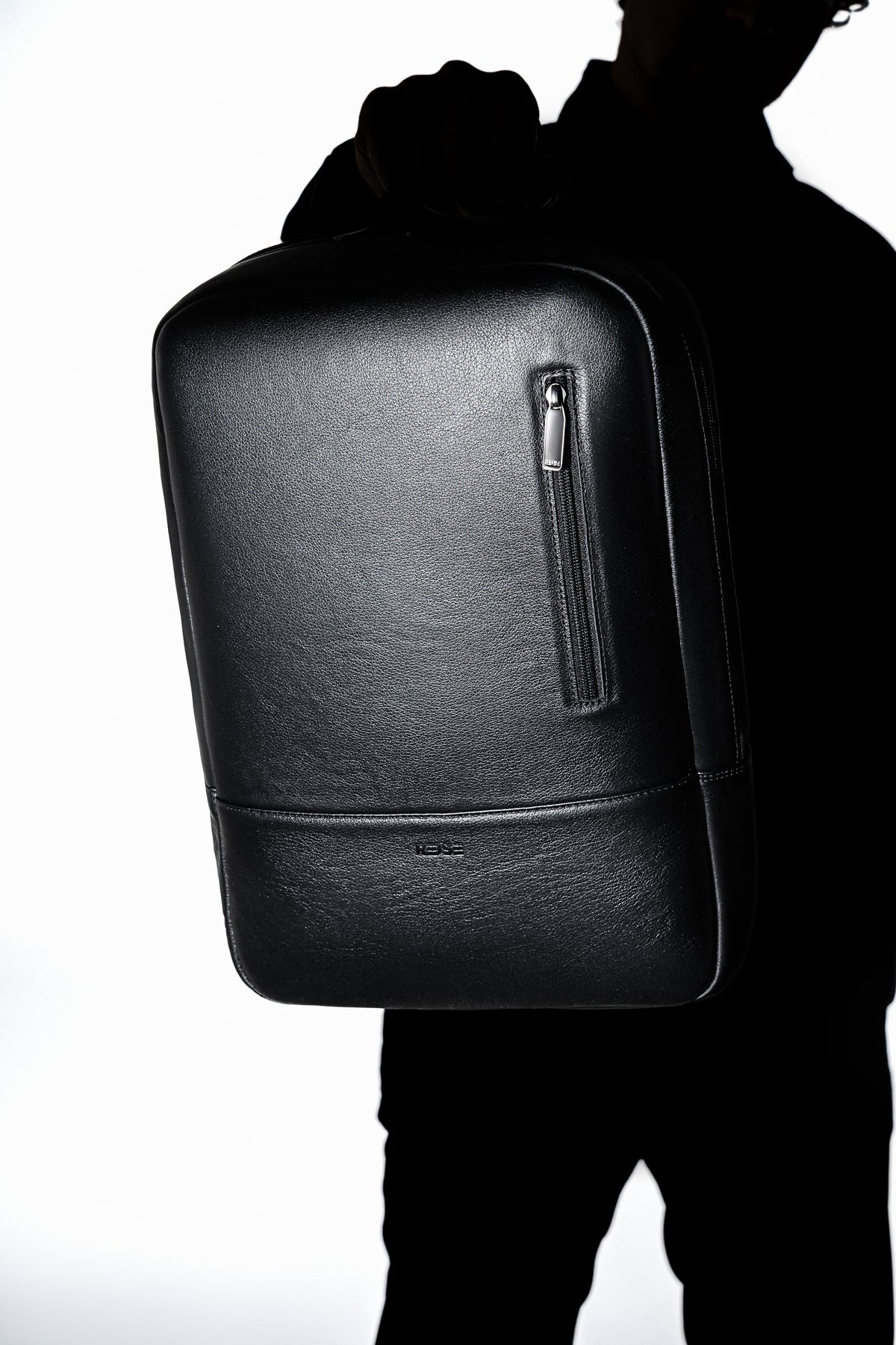 Mochila de Couro Preta Ambition
