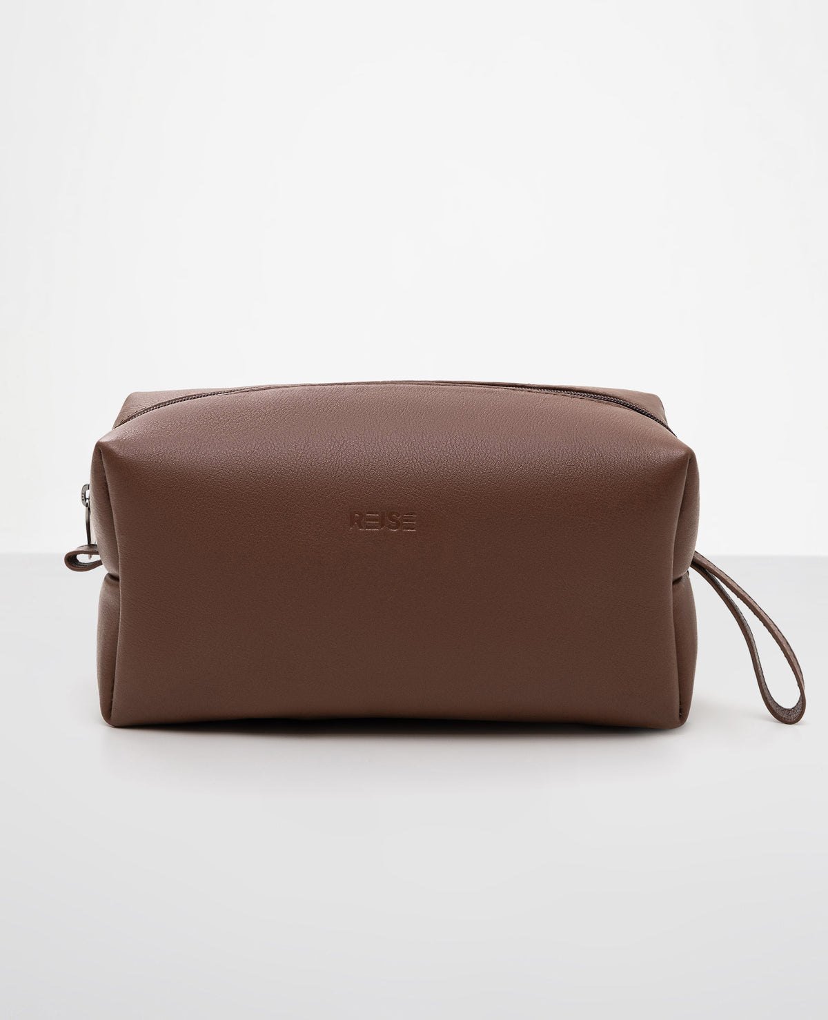 Necessaire Ambition marrom em couro, vista frontal