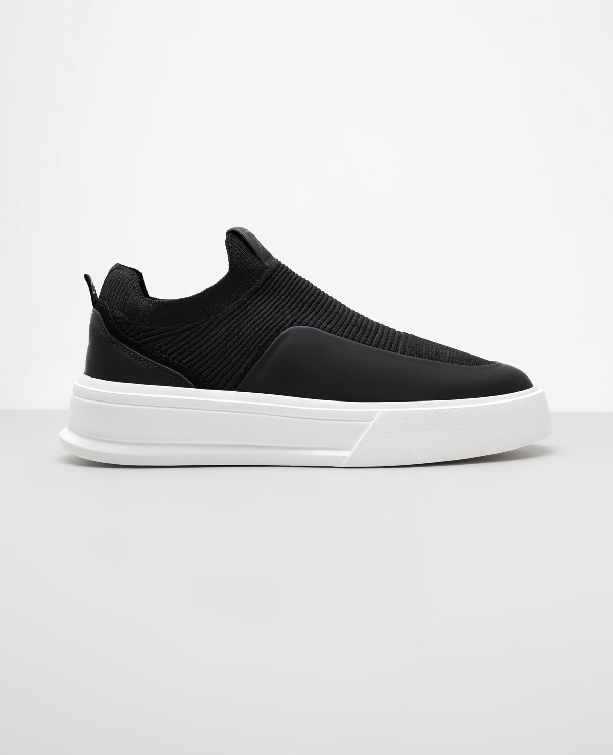 Tênis Casual Phantom Knit Preto