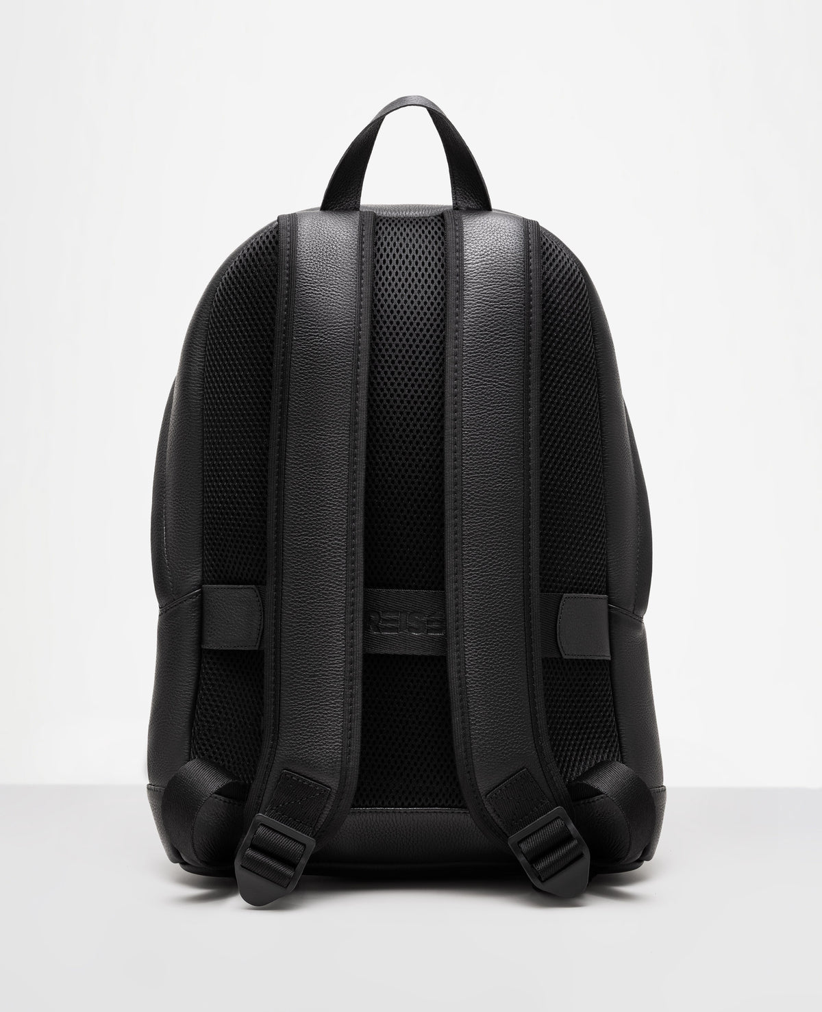 Mochila Barcelona Saffiano Preta