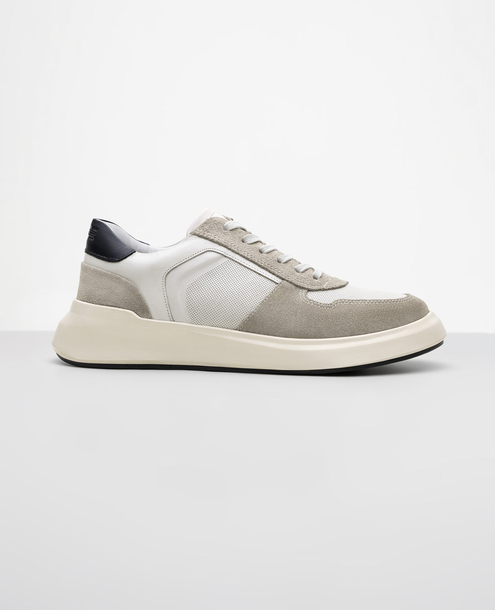 Tênis de Camurça Off White 911 GT