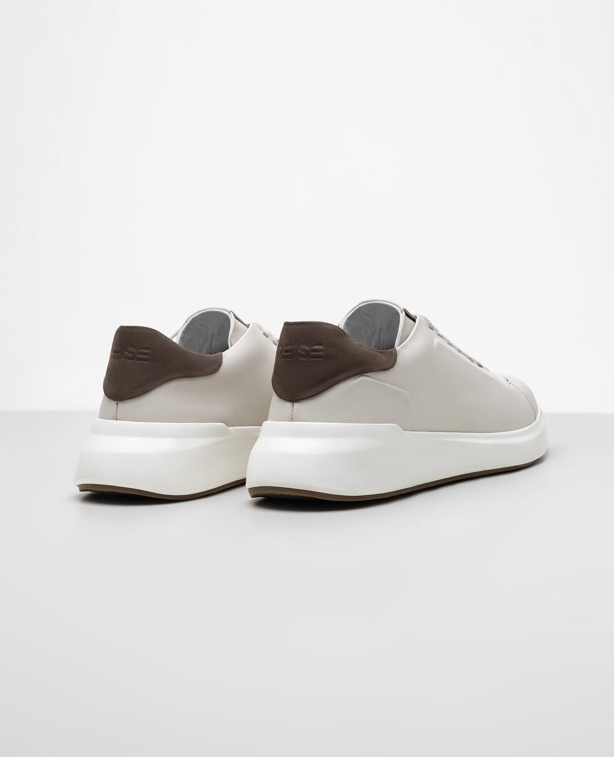 Tênis Casual Off White RS6 GT