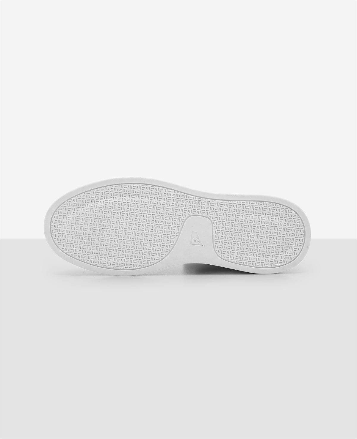 Solado do tênis casual branco RS6 Avant