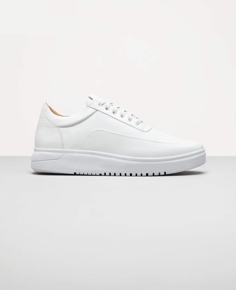 Tênis Casual Branco RS7 em couro premium vista 3/4