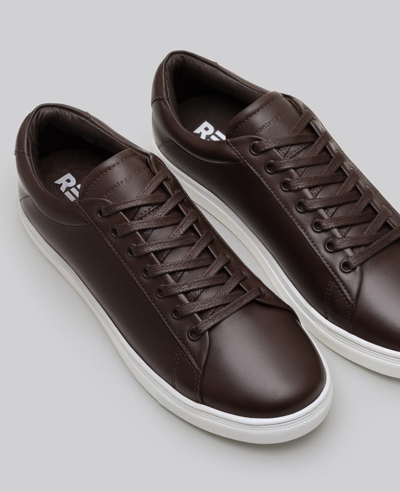 Tenis casual marrom RSX vista superior do cabedal