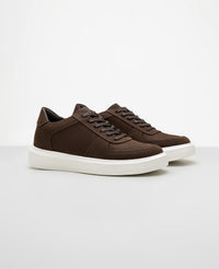 Tenis casual nobuck marrom 911 vista lateral externa