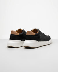 Tenis Casual Preto 911 GT Vista traseira