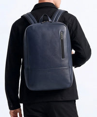 Mochila de Couro Azul Marinho Ambition