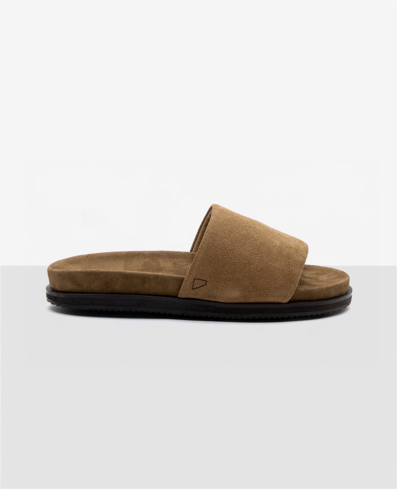 Chinelo Slide Camurça Caramelo R8