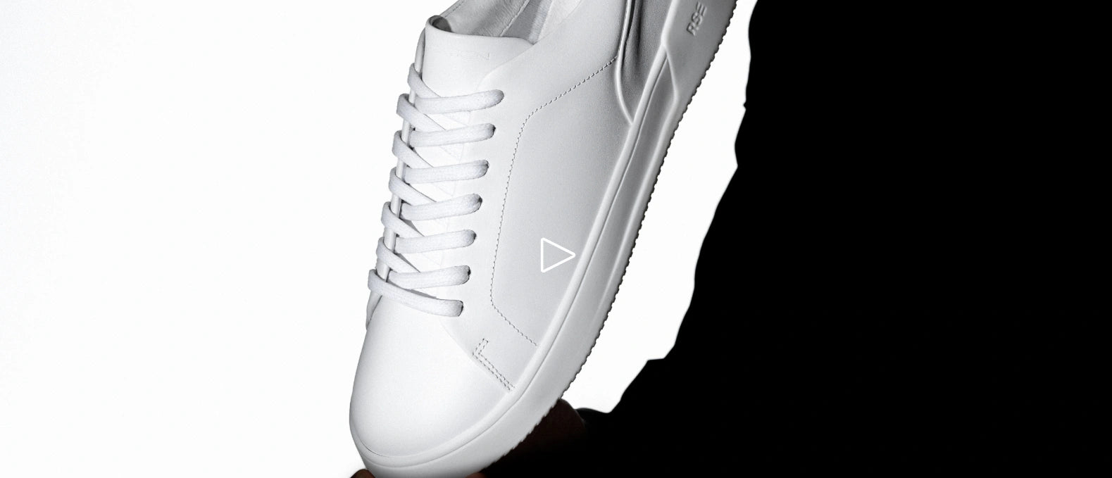R5 Ambition branco em detalhe